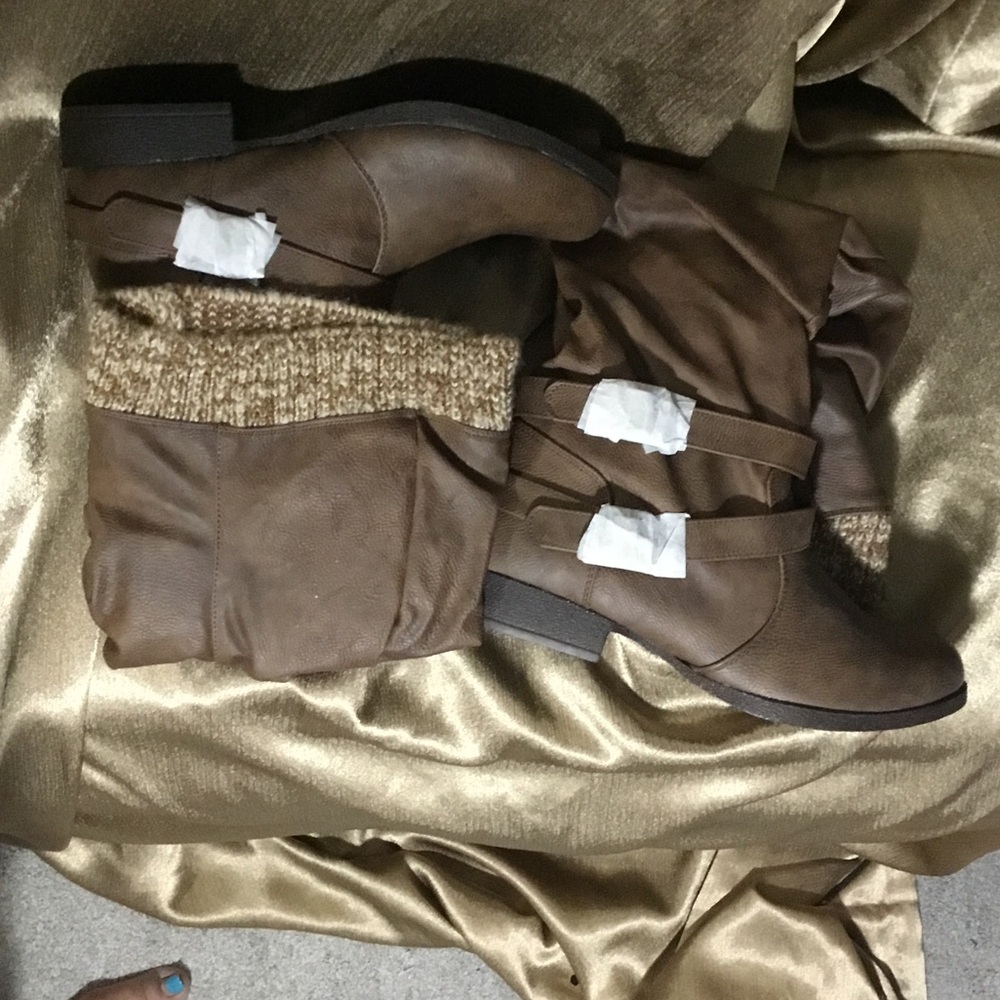 Shoe Dazzle Brown Ankle Boots